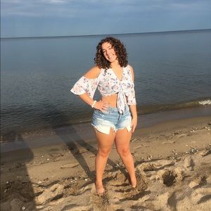 American Eagle Hi-Rise Festival Shorts